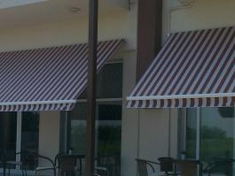 Τέντες με Βραχίονες