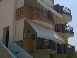 Τέντες με Βραχίονες Τέντες με Βραχίονες